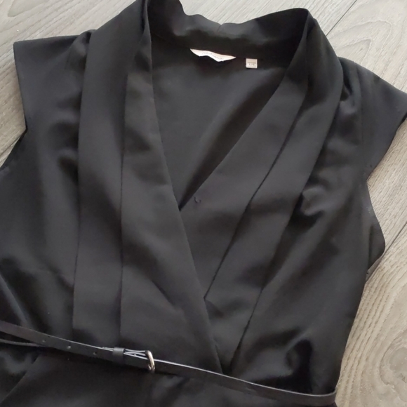 Black romper with belt - Picture 2 of 4